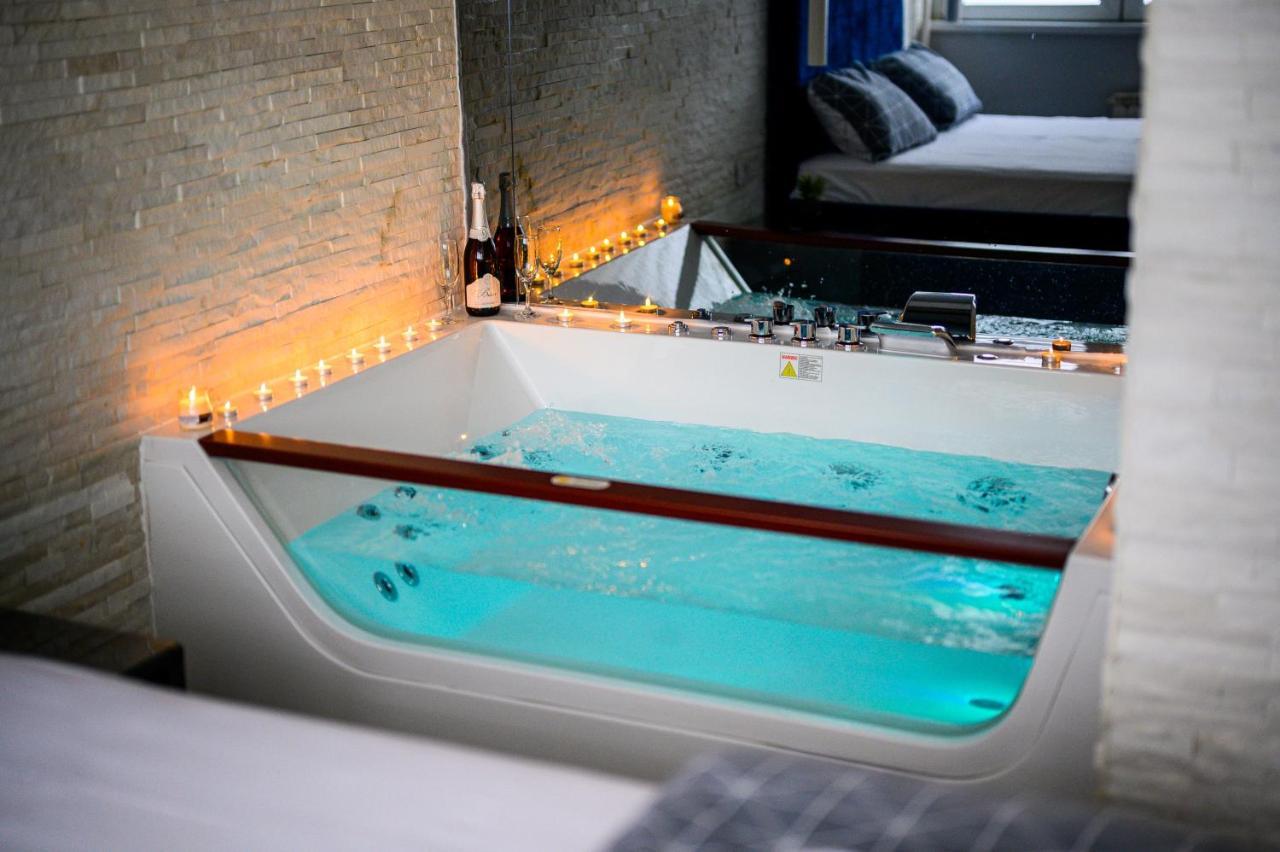 Spa Apartman Grand Nis Ngoại thất bức ảnh