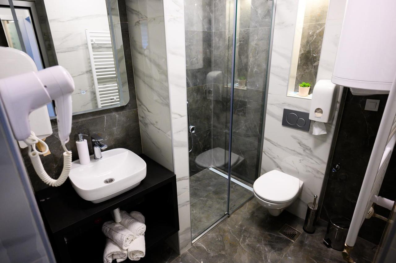 Spa Apartman Grand Nis Ngoại thất bức ảnh
