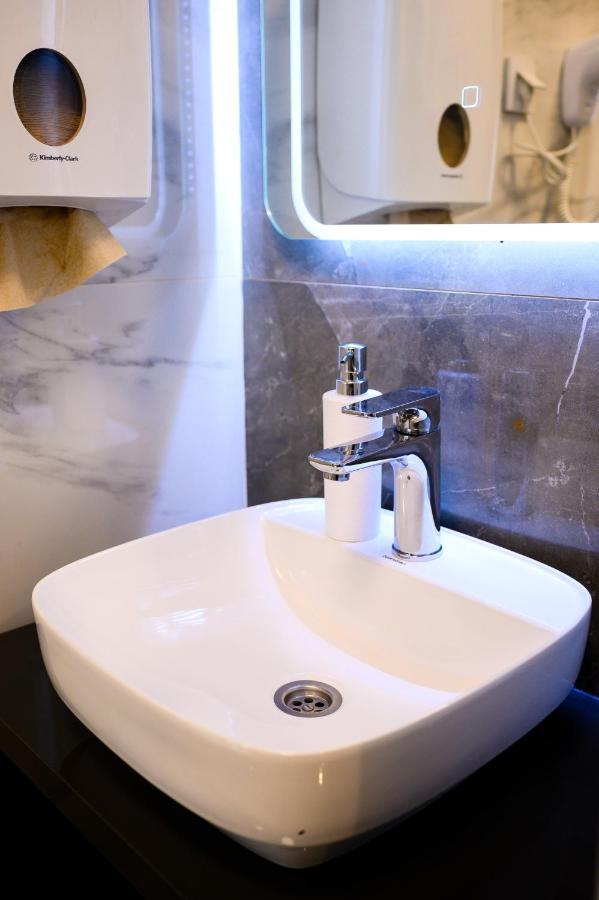Spa Apartman Grand Nis Ngoại thất bức ảnh